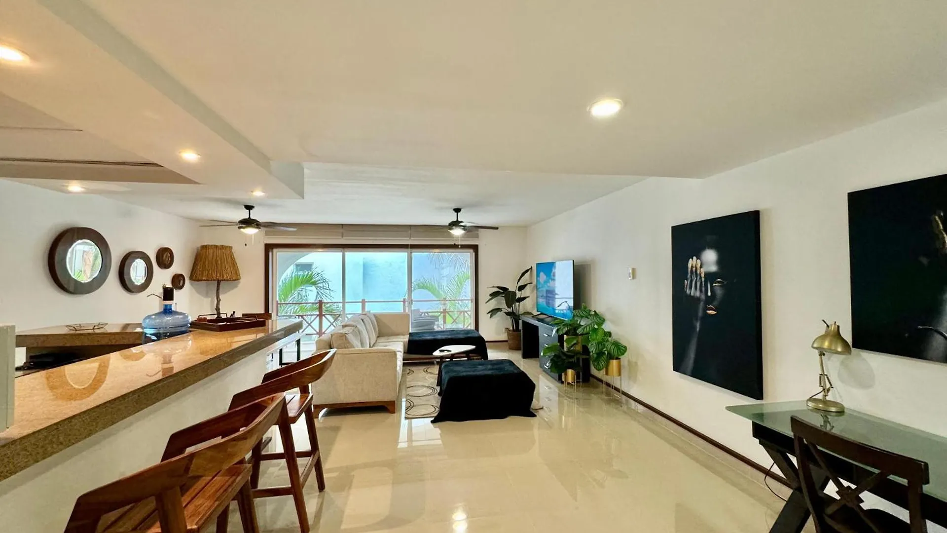 3 Bedroom Apartment Heart Playa! Playa del Carmen Mexico