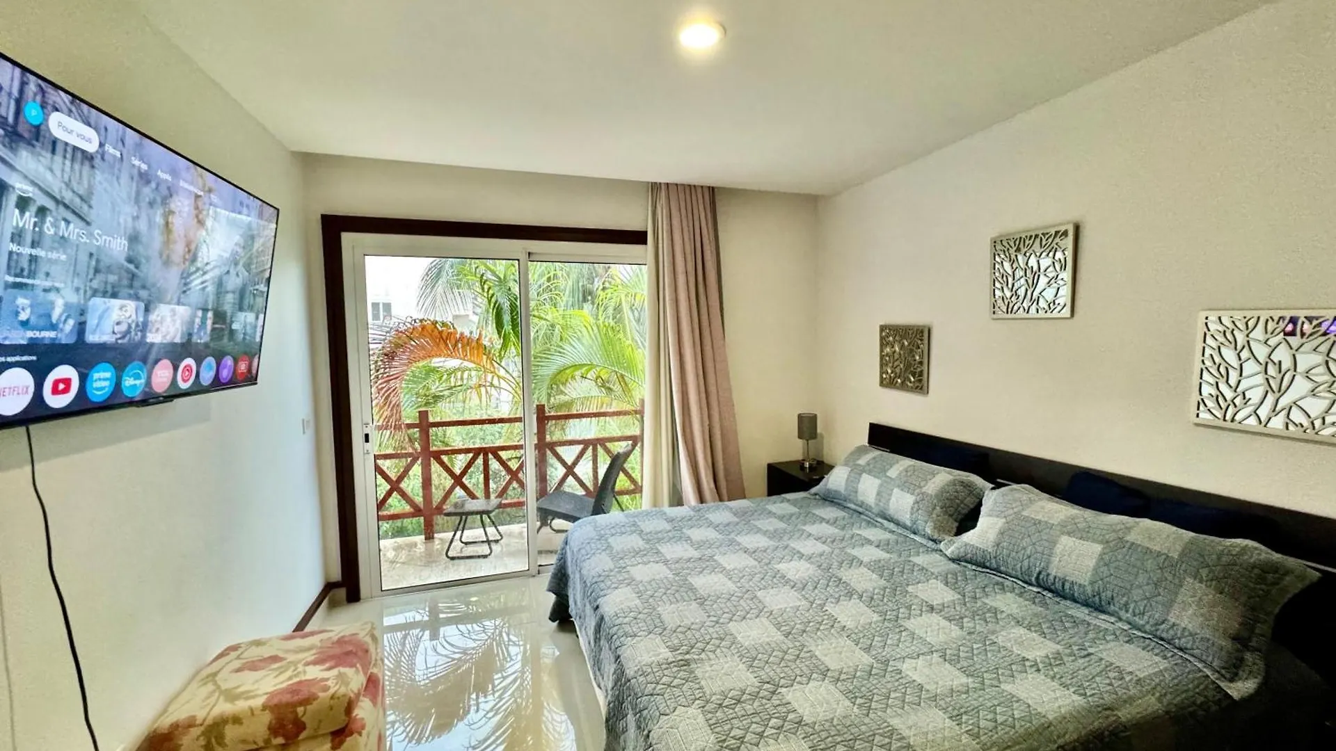 3 Bedroom Apartment Heart Playa! Playa del Carmen Mexico