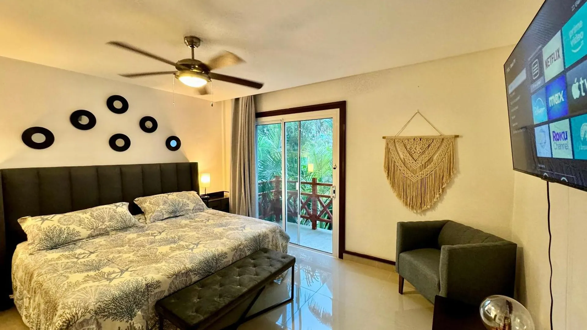 3 Bedroom Apartment Heart Playa! Playa del Carmen 0*,