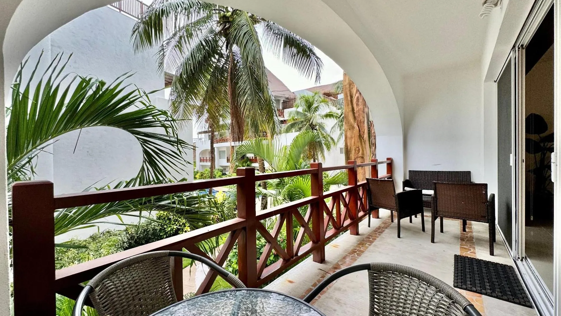 3 Bedroom Apartment Heart Playa! Playa del Carmen